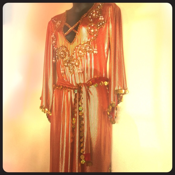 Unique Egyptian Bellydancer Dress - Costume ❤️ - Picture 1 of 8
